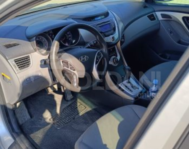Hyundai Elantra 2011 Tbilisi - photo 4