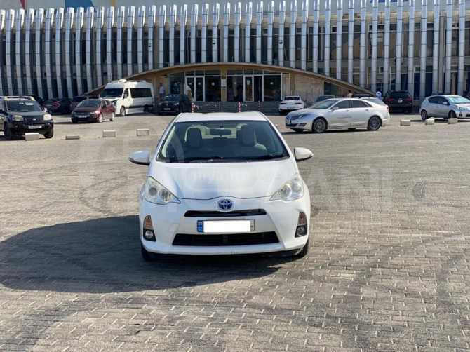 Toyota Aqua 2012 Тбилиси - изображение 2