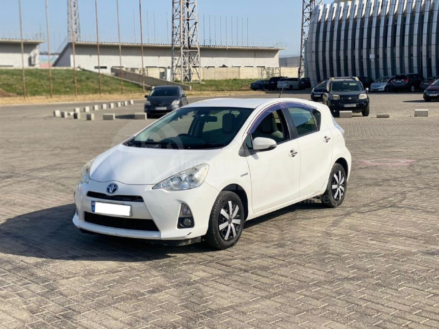 Toyota Aqua 1.5L 2012 თბილისი - photo 1