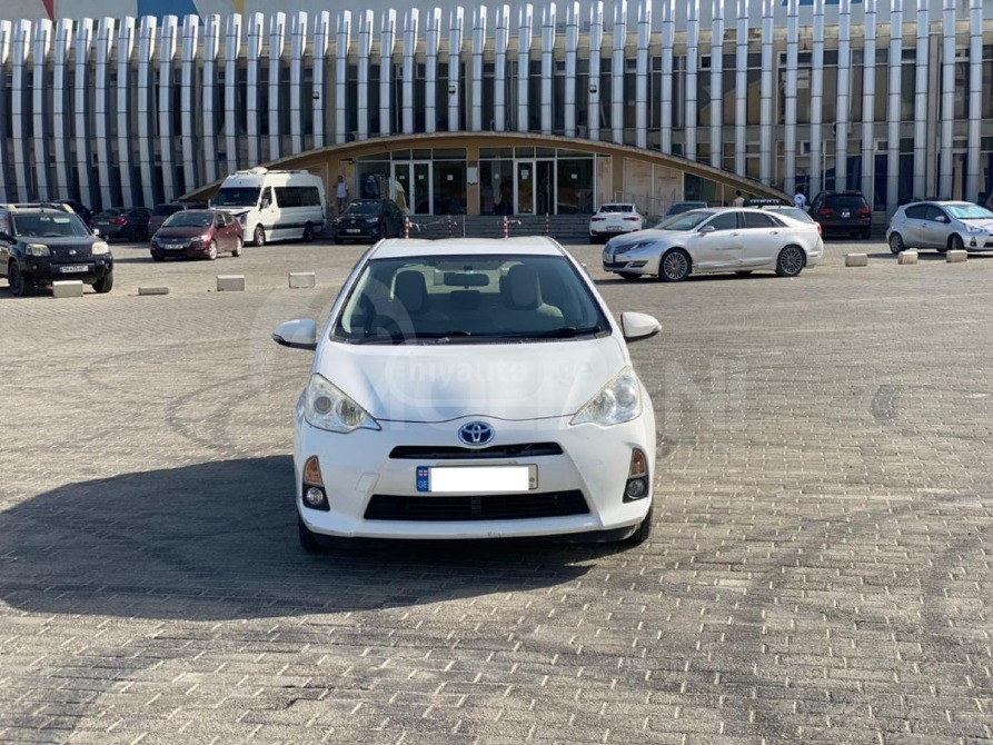 Toyota Aqua 1.5L 2012 თბილისი - photo 2