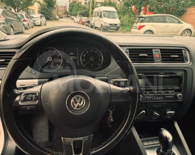 Volkswagen Jetta 0.1 2024 Тбилиси - изображение 8