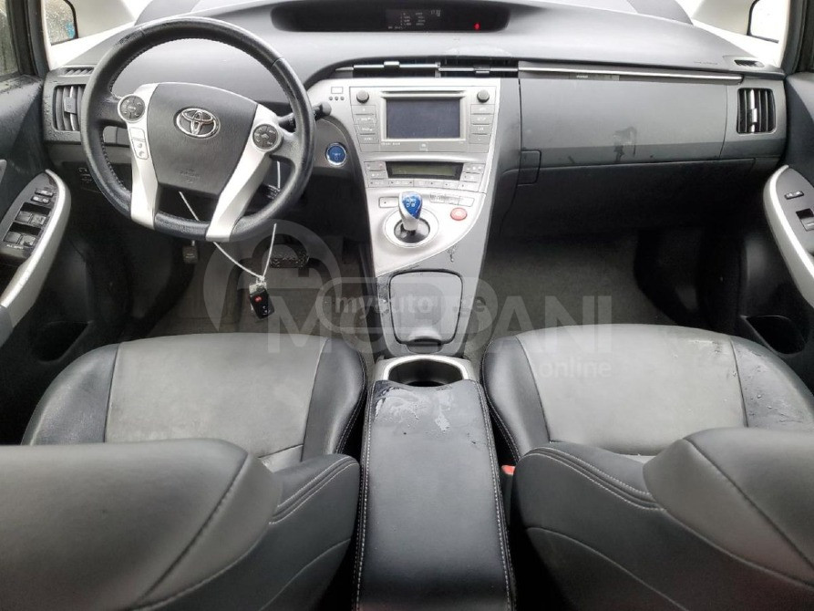 Toyota Prius 1.8L 2015 Tbilisi - photo 5