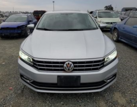 Volkswagen Passat 1.8 2017 Тбилиси