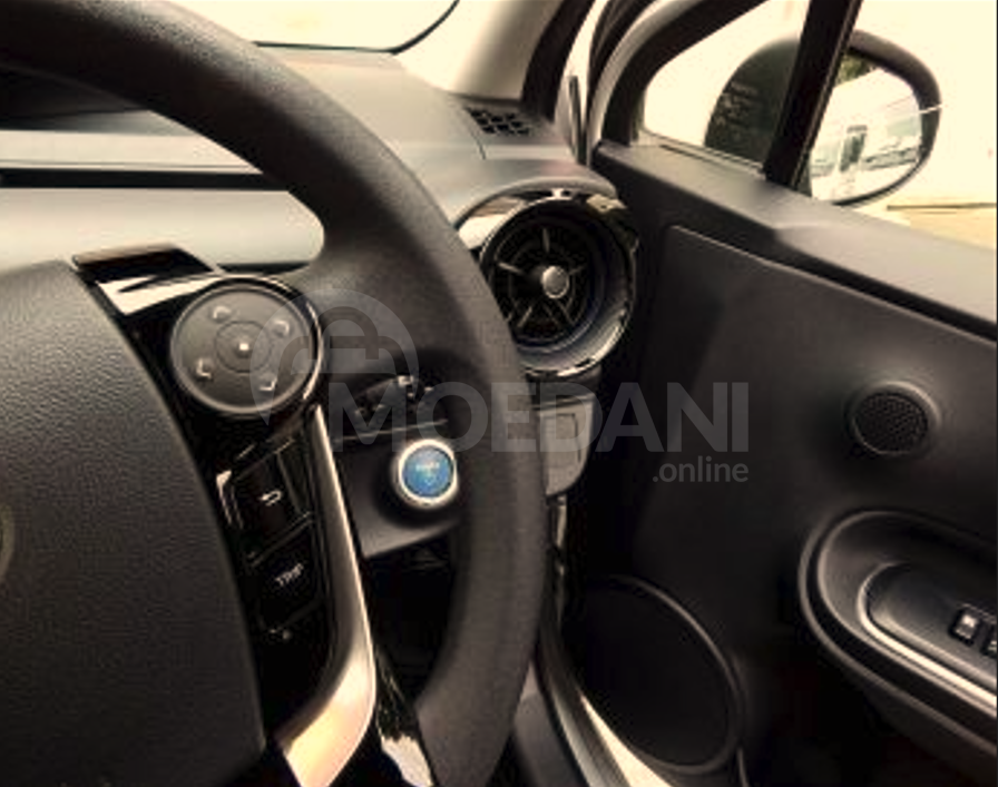 Toyota Aqua 0.1L 2017 Тбилиси - изображение 12