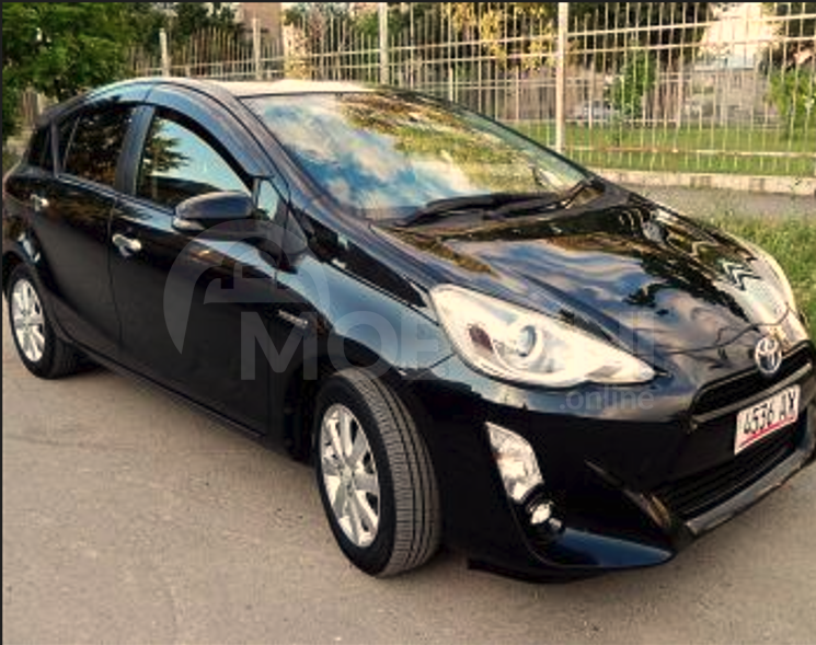 Toyota Aqua 1.5L 2016 Тбилиси - изображение 4