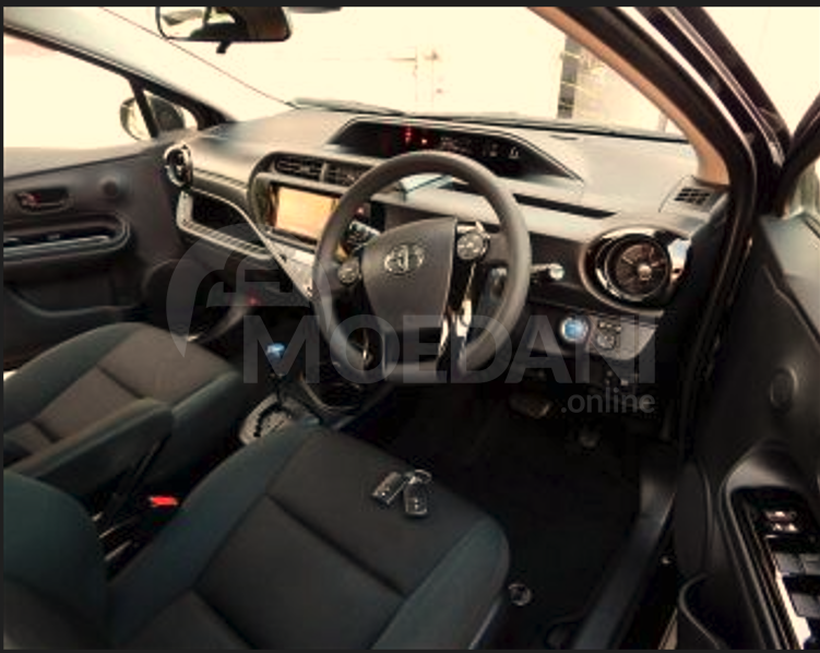 Toyota Aqua 1.5L 2016 Тбилиси - изображение 2