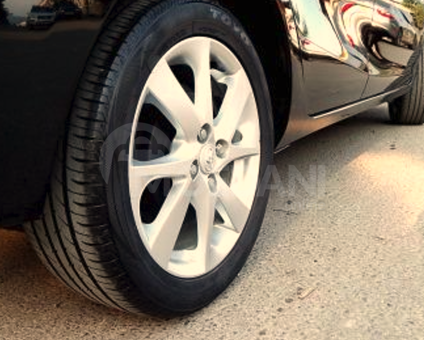 Toyota Aqua 1.5L 2015 Тбилиси - изображение 8