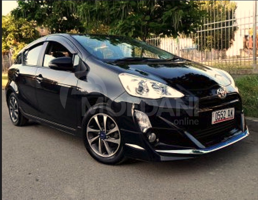 Toyota Aqua 1.5L 2015 Тбилиси - изображение 3