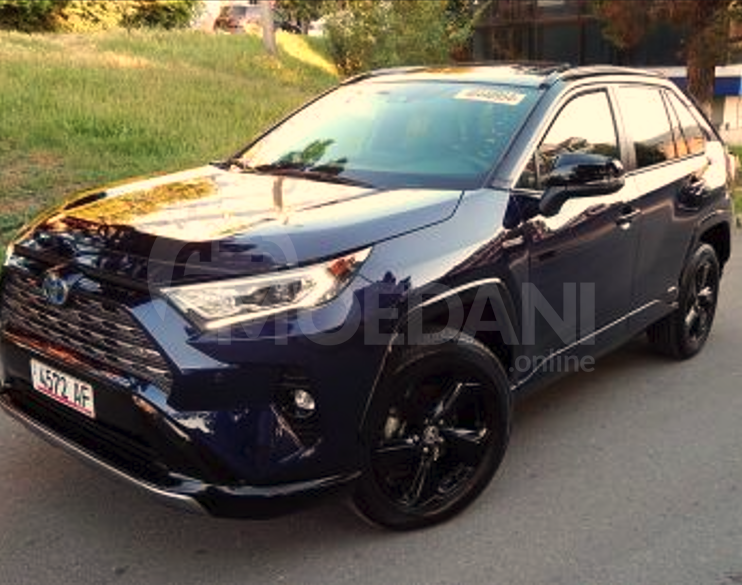 Toyota RAV4 2.5L 2021 Тбилиси - изображение 3