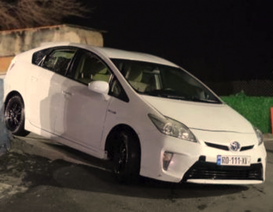 Toyota Prius 2015 Тбилиси