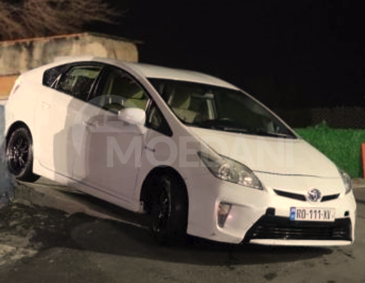 Toyota Prius 1.8L 2015 თბილისი - photo 4
