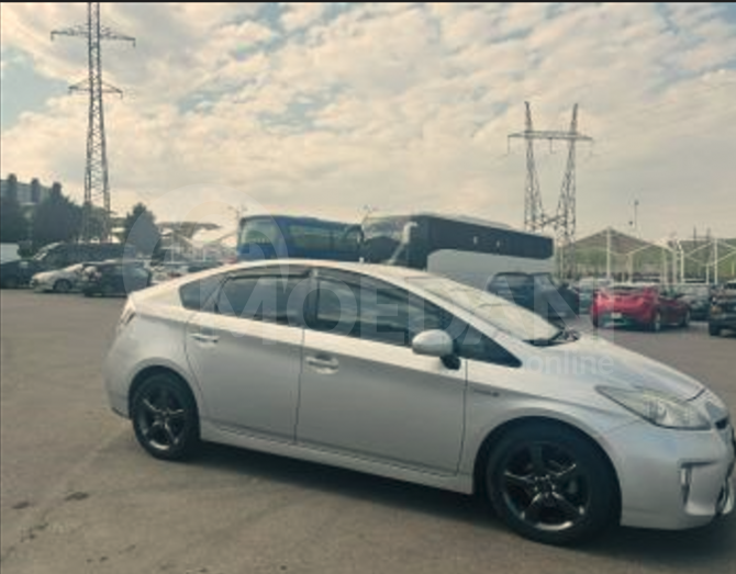 Toyota Prius 2015 Тбилиси - изображение 2