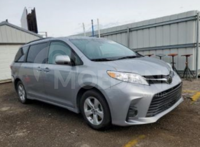 Toyota Sienna 2018 თბილისი - photo 2