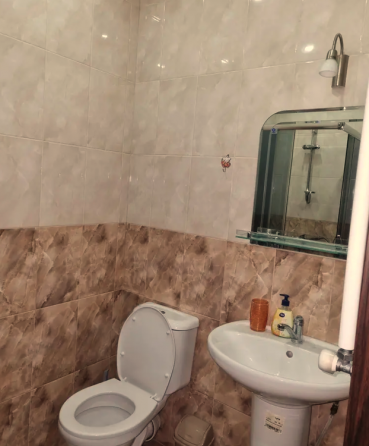 ქირავდება 2 ოთახიანი ბინა 50მ² 10/12 სართ თბილისი