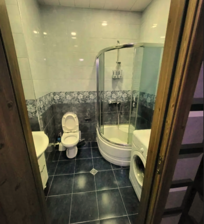 ქირავდება 2 ოთახიანი ბინა 60მ² 8/12 სართ თბილისი