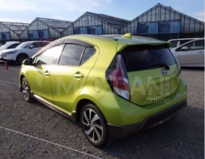 Toyota Aqua 1.5L 2015 Тбилиси - изображение 2