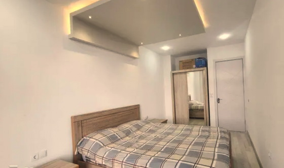 ქირავდება 2 ოთახიანი ბინა 70მ² 13/13 სართ თბილისი