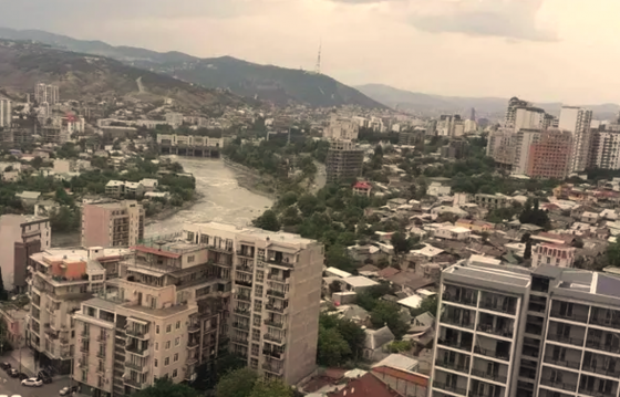 ქირავდება 2 ოთახიანი ბინა 50მ² 9/11 სართ თბილისი