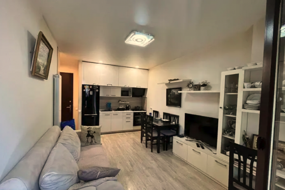 ქირავდება 2 ოთახიანი ბინა 50მ² 9/11 სართ თბილისი