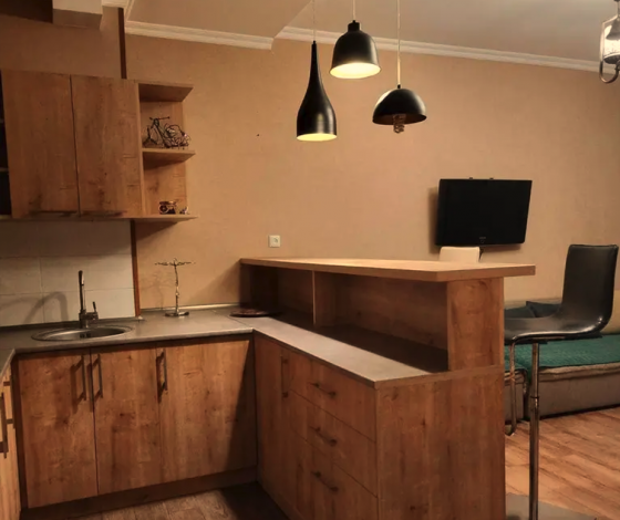 ქირავდება 2 ოთახიანი ბინა 60მ² 7/10 სართ თბილისი