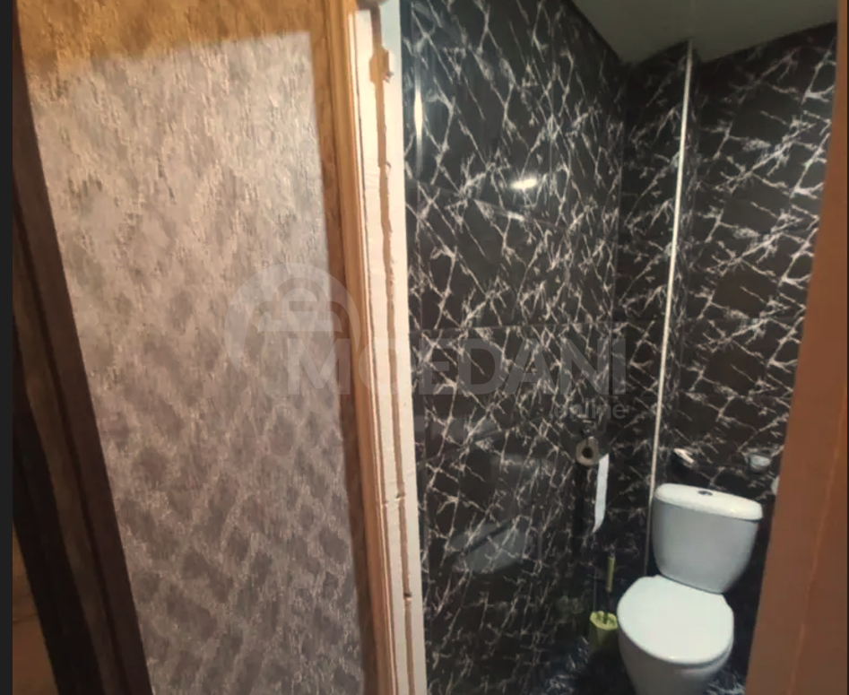 ქირავდება 2 ოთახიანი ბინა 43მ² 2/5 სართ თბილისი - photo 8