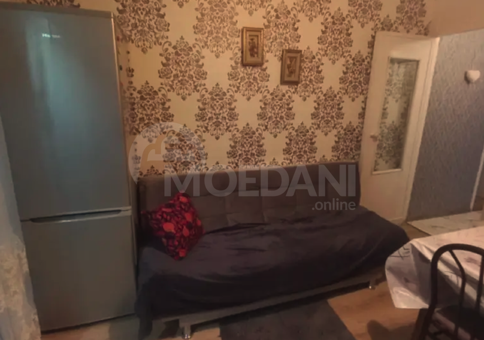 ქირავდება 2 ოთახიანი ბინა 43მ² 2/5 სართ თბილისი - photo 1