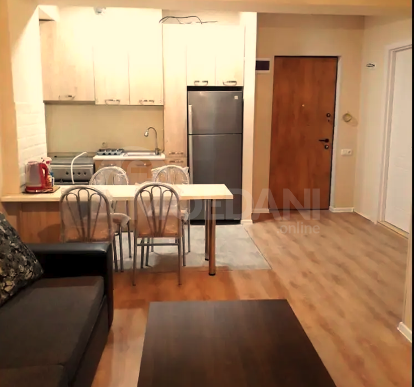 ქირავდება 2 ოთახიანი ბინა 60მ² 10/16 სართ თბილისი - photo 2