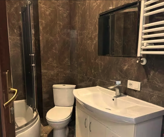 ქირავდება 3 ოთახიანი ბინა 68მ² 8/12 სართ თბილისი