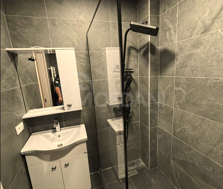 ქირავდება 2 ოთახიანი ბინა 50მ² 13/18 სართ თბილისი - photo 8