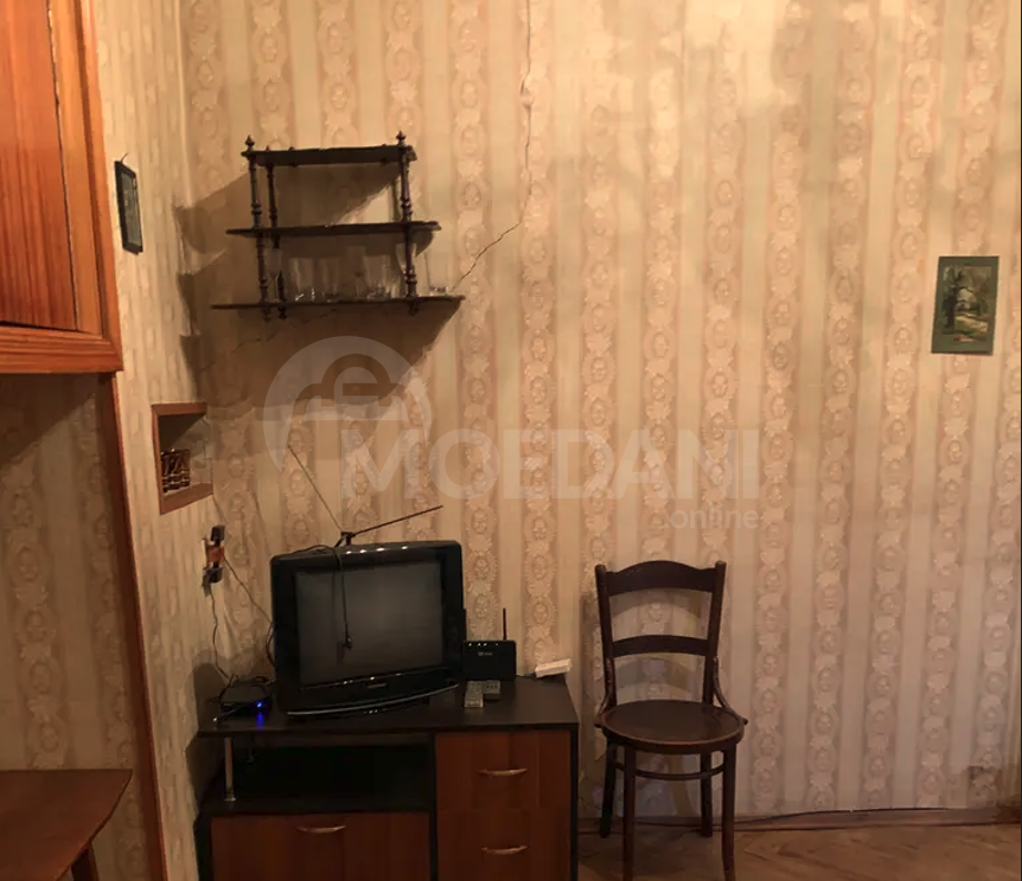 ქირავდება 2 ოთახიანი ბინა 60მ² 3/3 სართ თბილისი - photo 6