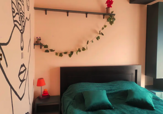 Сдам 2-комн. квартиру 45м² 2/4 эт. Тбилиси