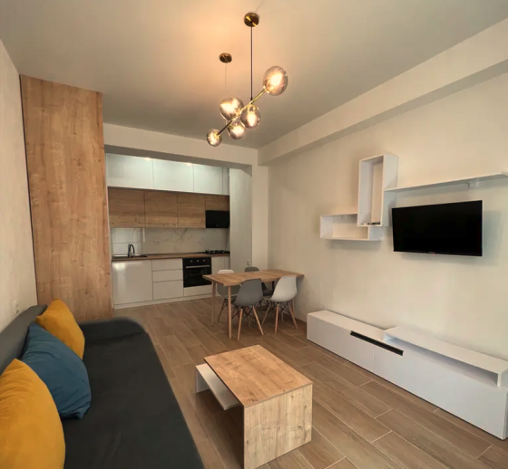 ქირავდება 2 ოთახიანი ბინა 60მ² 5/16 სართ თბილისი