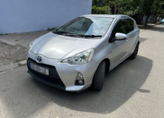 Toyota Aqua 2013 თბილისი