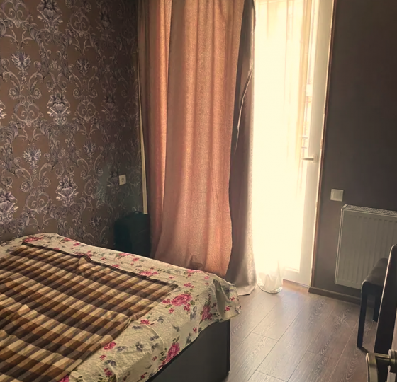 ქირავდება 3 ოთახიანი ბინა 65მ² 4/8 სართ თბილისი