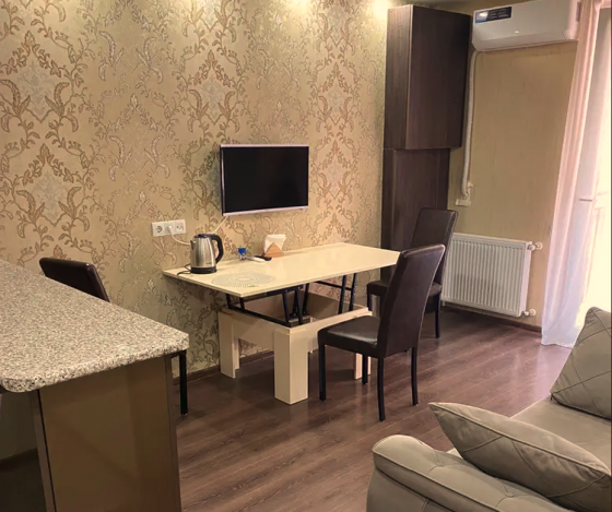 ქირავდება 3 ოთახიანი ბინა 65მ² 4/8 სართ თბილისი