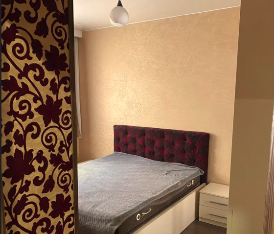 ქირავდება 3 ოთახიანი ბინა 65მ² 4/8 სართ თბილისი