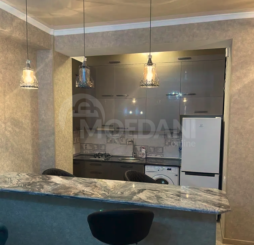 Сдам 2-комн. квартиру 60м² 5/10 эт. Тбилиси - изображение 3