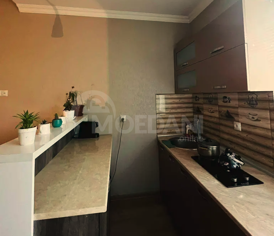 Apartments For Rent two-room 37м² 5/5 floor Tbilisi - photo 2