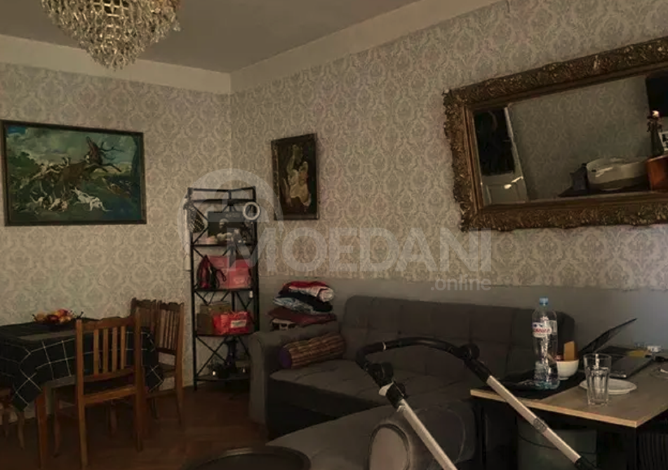 ქირავდება 2 ოთახიანი ბინა 70მ² 1/5 სართ თბილისი - photo 3