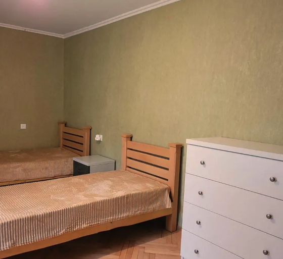 ქირავდება 3 ოთახიანი ბინა 80მ² 1/4 სართ თბილისი