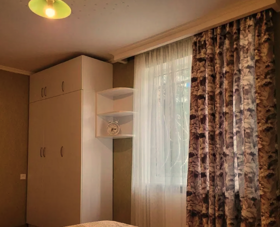 ქირავდება 3 ოთახიანი ბინა 80მ² 1/4 სართ თბილისი