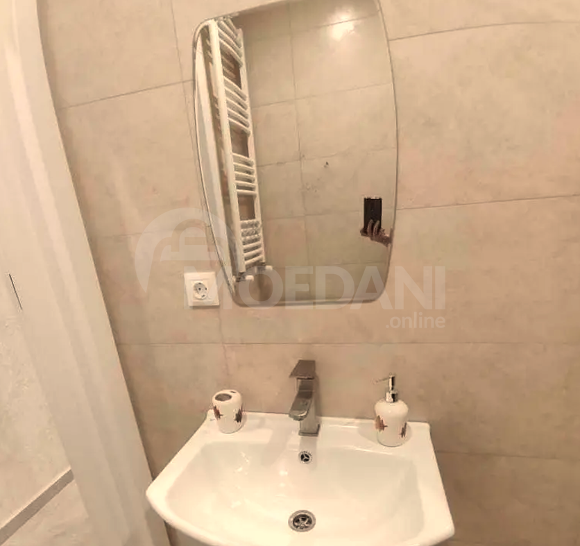 ქირავდება 2 ოთახიანი ბინა 40მ² 1/2 სართ თბილისი - photo 7