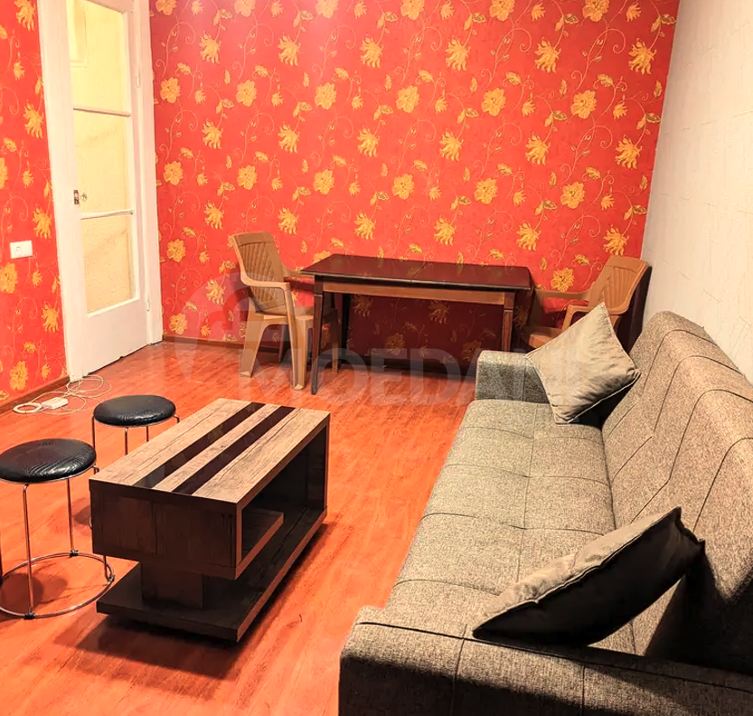 ქირავდება 1 ოთახიანი ბინა 42მ² 6/9 სართ თბილისი - photo 1