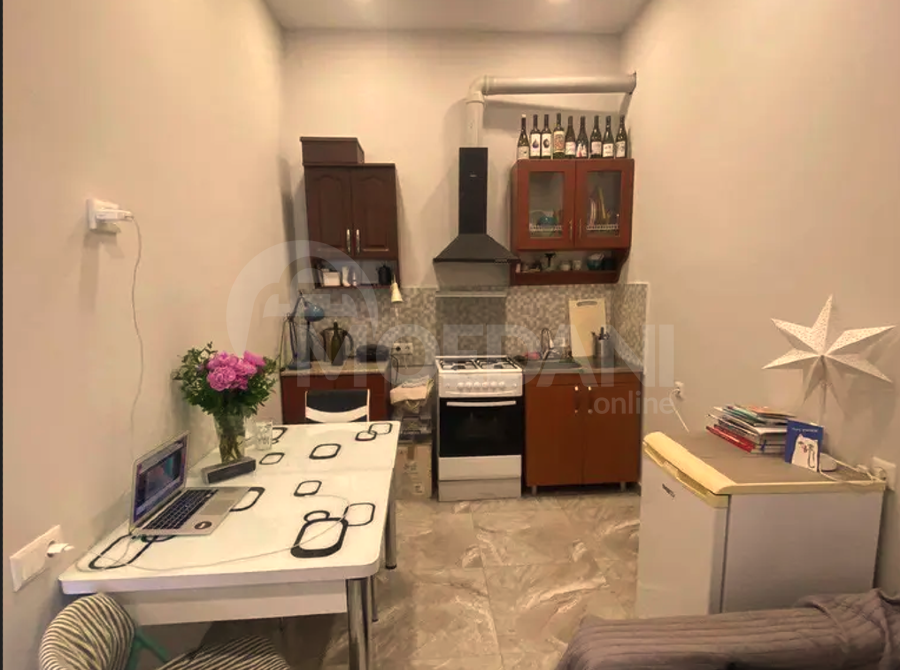 ქირავდება 2 ოთახიანი ბინა 45მ² 1/2 სართ თბილისი - photo 1