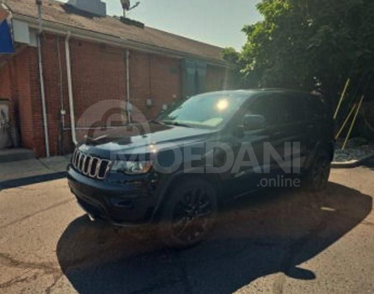 Jeep Grand Cherokee 2017 Тбилиси - изображение 2