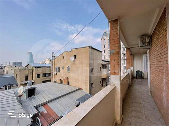 Сдается 5-комнатная квартира в Мтацминда Тбилиси - изображение 4