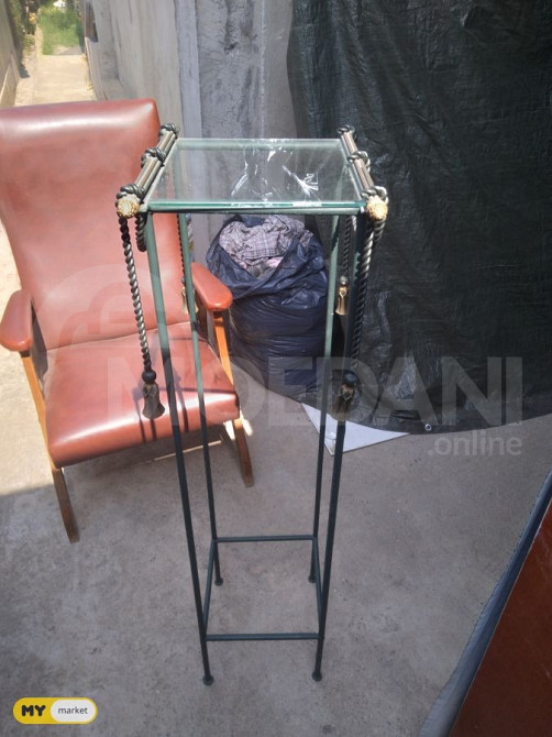 Flower stand Tbilisi - photo 2