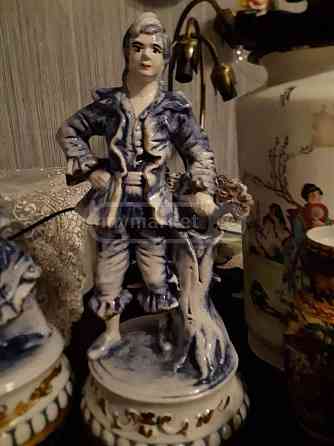 Figures from Belgium Tbilisi