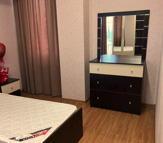 ქირავდება 3 ოთახიანი ბინა 75მ² 7/9 სართ თბილისი