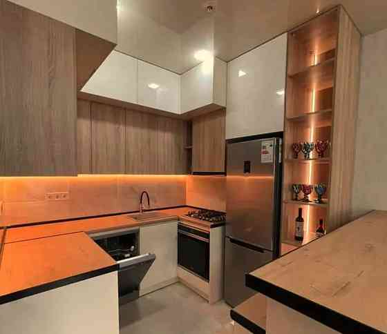 ქირავდება 2 ოთახიანი ბინა 60მ² 8/18 სართ თბილისი